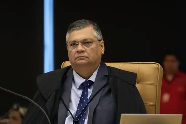 Imagem ilustrativa da imagem Dino descarta razões que o impeçam de julgar denúncia contra Bolsonaro
