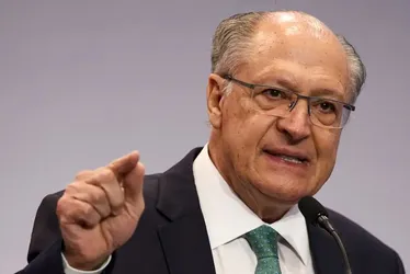 Imagem ilustrativa da imagem Alckmin diz que governo tentará acordo antes do prazo para tarifaço