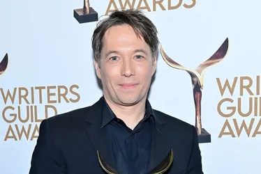 Imagem ilustrativa da imagem Sean Baker, diretor de 'Anora', é acusado de plágio em série de postagens online