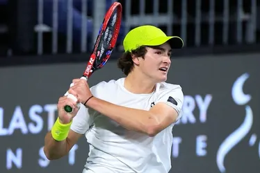 Imagem ilustrativa da imagem João Fonseca perde para Taylor Fritz e cai nas oitavas em Eastbourne antes de ir para Wimbledon