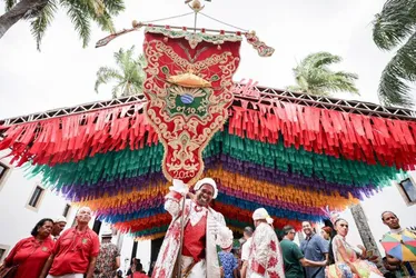 Imagem ilustrativa da imagem Central do Carnaval reforça estrutura e amplia serviços para os foliões do Recife