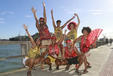 Imagem ilustrativa da imagem Subúrbio e Afrokizomba abrem a folia em Vitória neste sábado