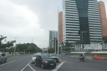 Imagem ilustrativa da imagem Trecho de avenida em Vitória segue com o trânsito interditado neste domingo