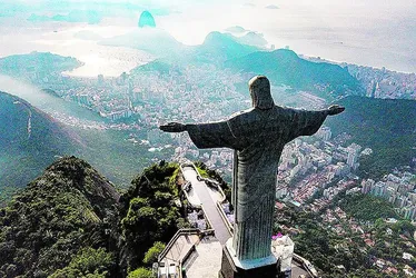 Imagem ilustrativa da imagem Turista morre após passar mal em escadaria do Cristo Redentor, no Rio de Janeiro