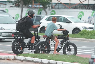 Imagem ilustrativa da imagem Acidentes com bicicletas elétricas preocupam médicos e polícia