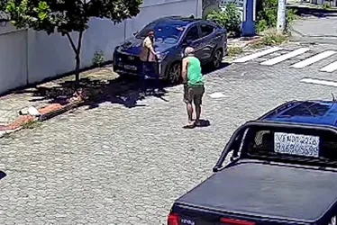 Imagem ilustrativa da imagem VÍDEO | Idoso é alvo de tiro, reage a assalto, mas consegue escapar