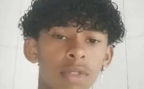 
          Imagem ilustrativa da imagem Adolescente morre após injetar líquido de borboleta na própria perna na Bahia
          