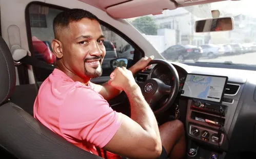 
          Imagem ilustrativa da imagem “Ainda sonho ser campeão mundial”, diz Yamaguchi Falcão, boxeador capixaba
          