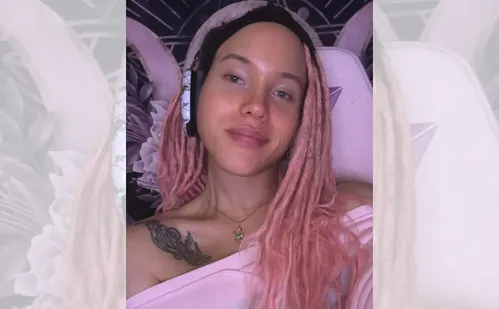 
          Imagem ilustrativa da imagem Airyn, filha de Robert De Niro, fala sobre transição de gênero: 'Quero ser vista'
          