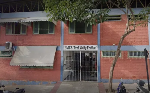 
          Imagem ilustrativa da imagem Professor é denunciado por punir alunos que não entregaram lição no Sul do ES
          