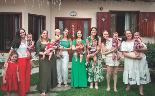 
          Imagem ilustrativa da imagem Amigas do ES ficam grávidas após foto divertida
          