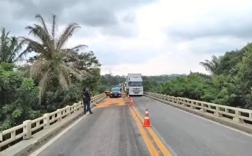 
          Imagem ilustrativa da imagem Após quase 12 horas de interdição, BR-101 é totalmente liberada no Norte do ES
          