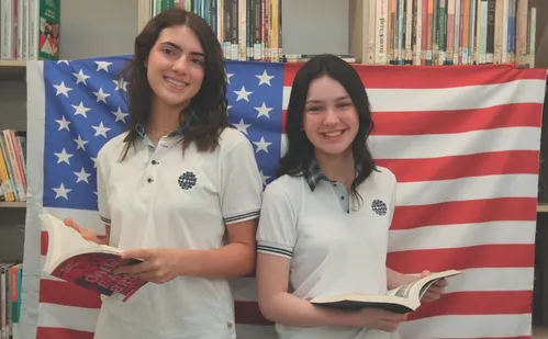 
          Imagem ilustrativa da imagem Aprovadas para cursos em universidades americanas
          