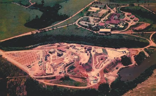 
          Imagem ilustrativa da imagem Atrações para todas as idades no parque aquático Acquamania, em Guarapari
          