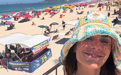 
          Imagem ilustrativa da imagem Atriz 'brasileira' de 'Velozes e Furiosos' posta fotos no Rio durante férias
          