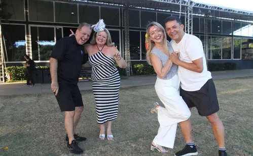 
          Imagem ilustrativa da imagem Baile do Preto e Branco, Carna Surpresa e mais: veja lista do 'sextou' de Carnaval
          