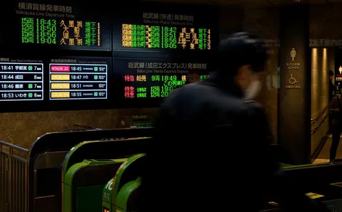 
          Imagem ilustrativa da imagem Bolsas da Ásia abrem em queda nesta sexta-feira (11) após Trump impor tarifa de 145
          