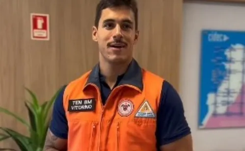 
          Imagem ilustrativa da imagem Bombeiro 'bonitão' da Defesa Civil do ES arranca suspiros e viraliza nas redes
          