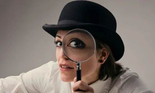 
          Imagem ilustrativa da imagem Bora pesquisar os antecedentes criminais desse Boy? Banco Vermelho lança desafio
          