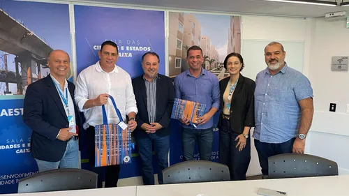 
          Imagem ilustrativa da imagem Câmara de Vitória e Caixa se aproximam de acordo sobre nova sede
          