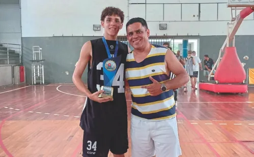 
          Imagem ilustrativa da imagem Capixaba faz avaliação de basquete no Botafogo
          