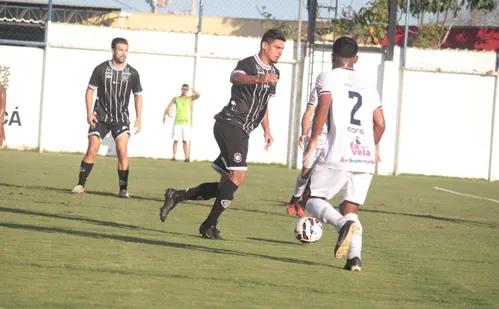 
          Imagem ilustrativa da imagem Capixabas tropeçam na estreia do Brasileirão Série D
          