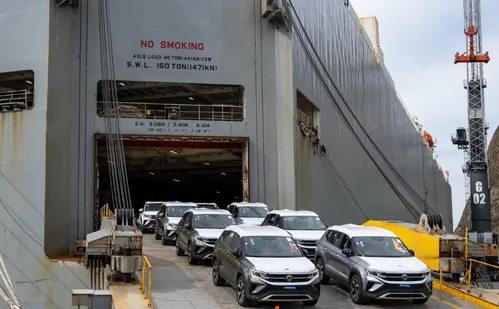 
          Imagem ilustrativa da imagem Carros da Argentina chegam ao Espírito Santo pelo Porto de Vitória
          