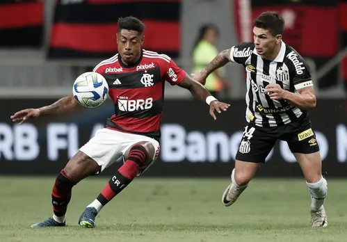 
          Imagem ilustrativa da imagem Caso Bruno Henrique: imprensa internacional destaca ‘escândalo’ após indiciamento por apostas
          