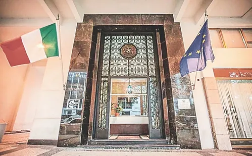 
          Imagem ilustrativa da imagem Cidadania italiana: agendamentos suspensos até a votação do novo decreto
          