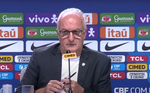 
          Imagem ilustrativa da imagem Com Neymar e quatro jogadores do Flamengo, veja os convocados para a seleção
          