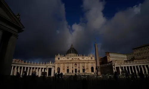 
          Imagem ilustrativa da imagem Começa o Conclave, que vai eleger o novo Papa da Igreja Católica
          