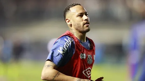 
          Imagem ilustrativa da imagem Neymar revela como ‘flerte’ com Real Madrid fez ele virar milionário aos 14 anos
          