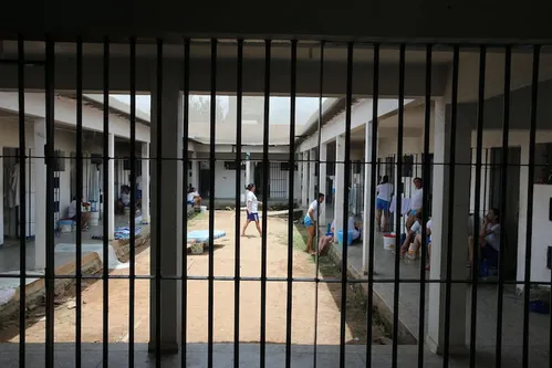 
          Imagem ilustrativa da imagem Como é o plano do governo e do CNJ que prevê cotas de emprego para presos em obras públicas
          