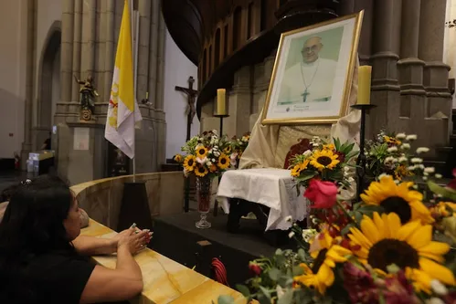 
          Imagem ilustrativa da imagem Conclave, carmelengo e sede vacante: veja glossário das palavras usadas após morte de papa
          