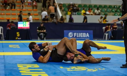 
          Imagem ilustrativa da imagem Conheça pernambucano que alcançou a maior façanha no Salvador Internacional Open
          