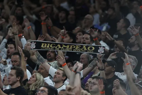 
          Imagem ilustrativa da imagem Corinthians supera eliminação e política conturbada para confirmar boa fase com título Paulista
          