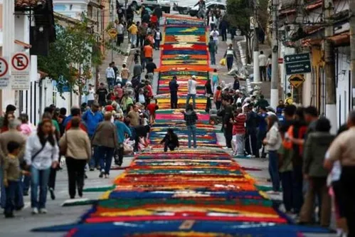 
          Imagem ilustrativa da imagem Corpus Christi é o próximo feriado prolongado? Saiba quando cai a data
          