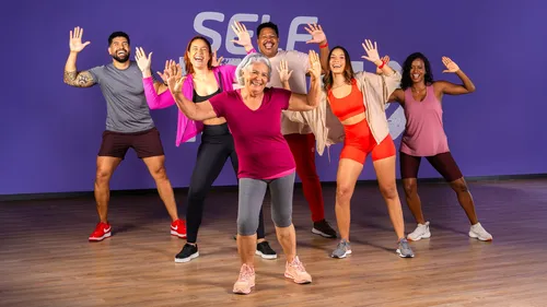 
          Imagem ilustrativa da imagem Da academia para a folia: como curtir o Carnaval sem deixar o treino de lado
          