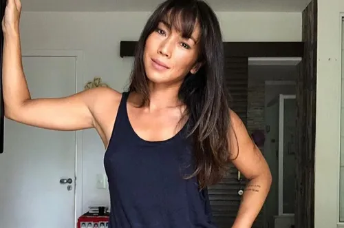 
          Imagem ilustrativa da imagem Danni Suzuki diz que levou tapa na cara de diretor da Globo e que isso a fortaleceu
          