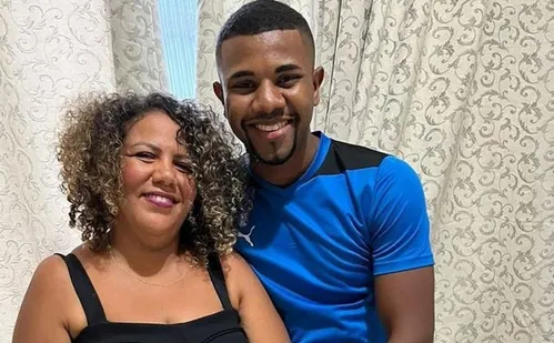 
          Imagem ilustrativa da imagem Davi diz que Mani não tem direito a prêmio do BBB: 'soube aproveitar o momento'
          