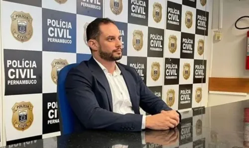 
          Imagem ilustrativa da imagem Delegado afastado das funções por 120 dias após atirar em ambulante em Noronha
          