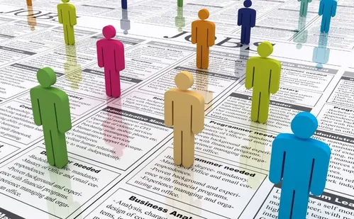 
          Imagem ilustrativa da imagem Desemprego sobe a 7% no primeiro trimestre, e renda volta a bater recorde
          