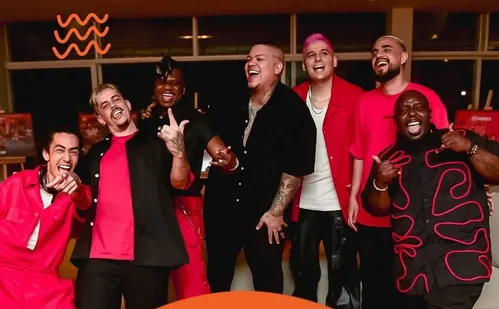 
          Imagem ilustrativa da imagem Di Propósito agita o Camarote Mãe Joana nesta sexta
          