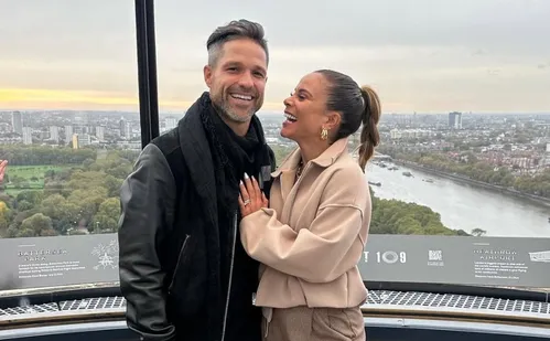 
          Imagem ilustrativa da imagem Diego Ribas, agora 'coach' de relacionamento, quer desassociar traição do futebol
          