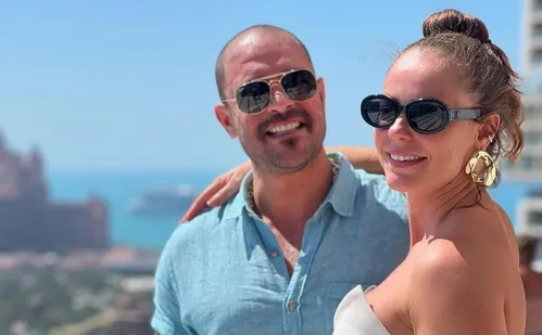 
          Imagem ilustrativa da imagem "Digo 'eu te amo' para a Paolla todos os dias", diz Diogo Nogueira
          