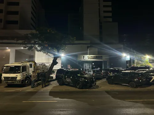 
          Imagem ilustrativa da imagem Dona de ferro-velho é presa e 2,5 toneladas de fio de cobre apreendidas na Serra
          