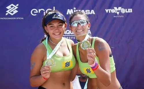 
          Imagem ilustrativa da imagem Duplas do Aest ganham títulos nacionais no vôlei de praia
          
