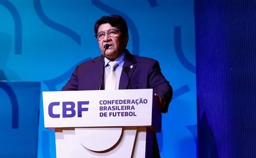 
          Imagem ilustrativa da imagem Ednaldo Rodrigues desiste de reassumir CBF, enaltece sua gestão e dá recado a Xaud
          