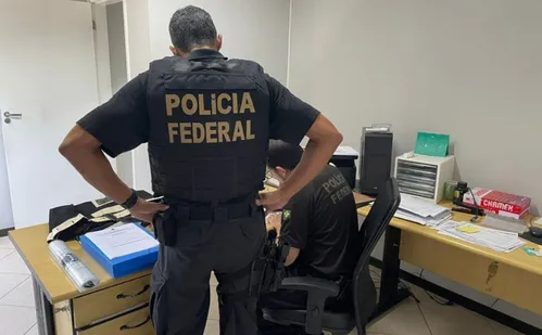 
          Imagem ilustrativa da imagem Empresários vendiam remédios da farmácia o Hospital Infantil, revela PF
          