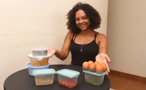 
          Imagem ilustrativa da imagem Empresas mudam produtos de olho nas mulheres solteiras
          